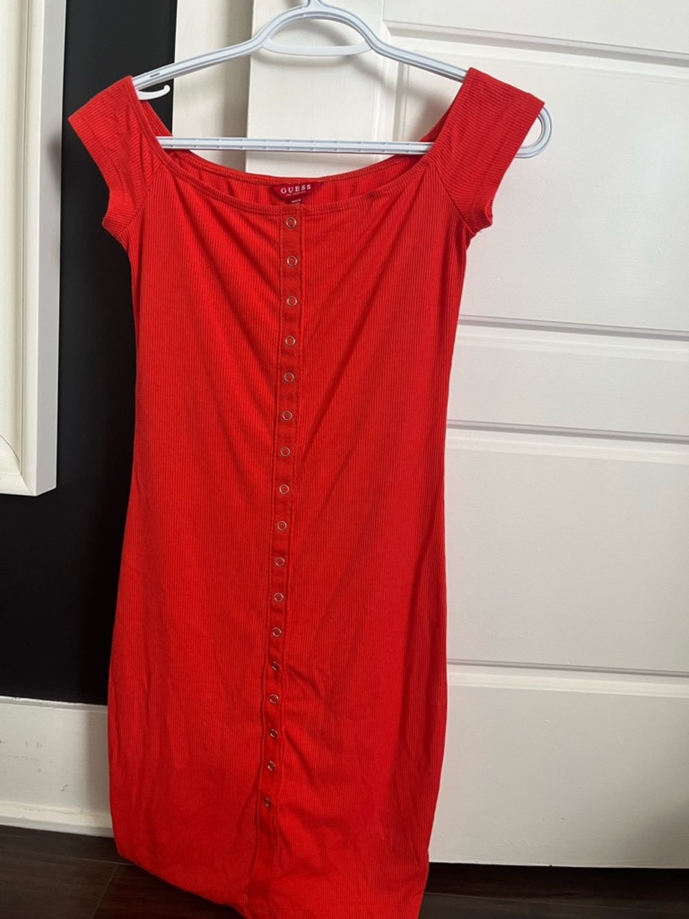 GUESS Ribbed Button-Front Off-Shoulder Dress